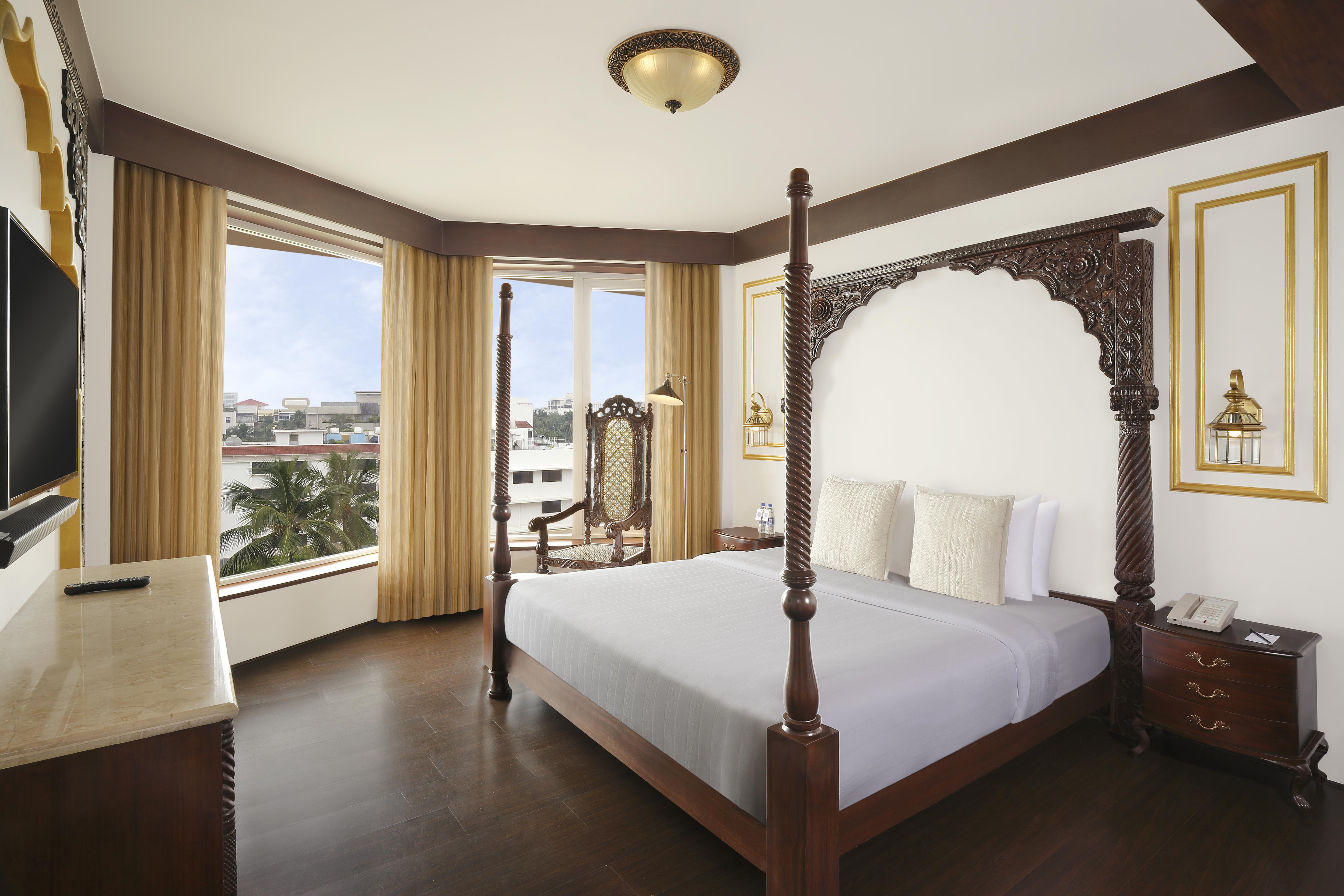 Novotel Mumbai Juhu Beach Exterior foto A bedroom at the hotel